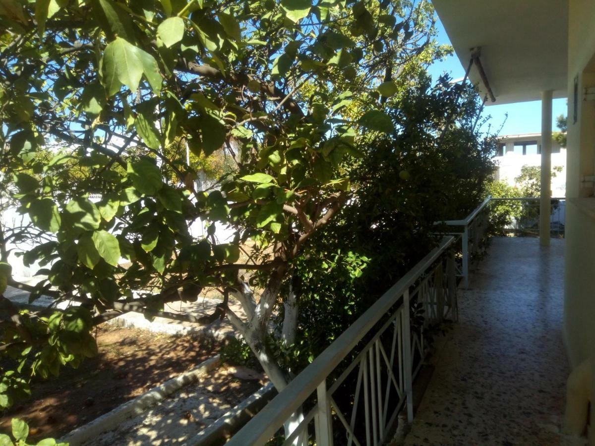 Vangelis House Near Athens Airport Artemida  Luaran gambar